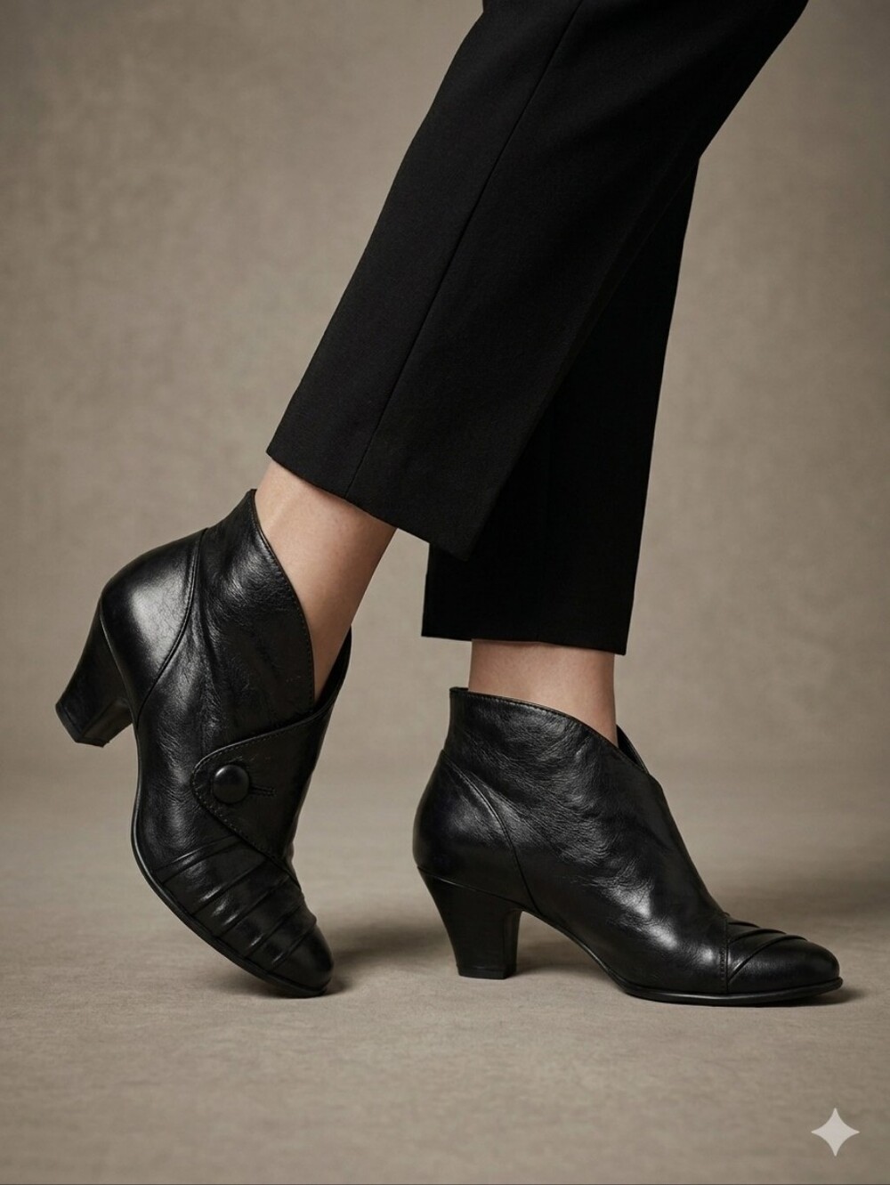 Everybody By BZ Moda Black Leather Pleated Low Heel Booties